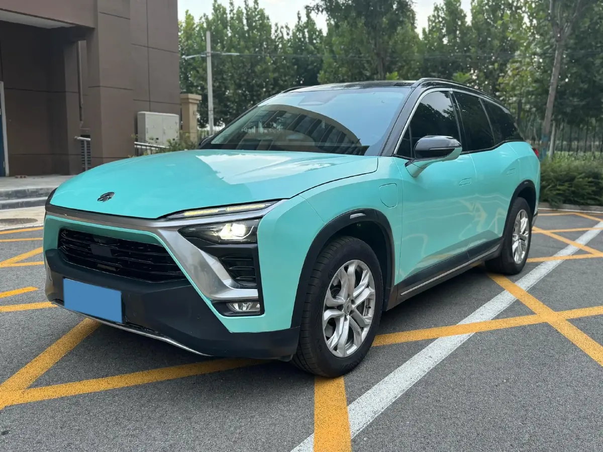 2018 NIO ES8 BEV 70KWH