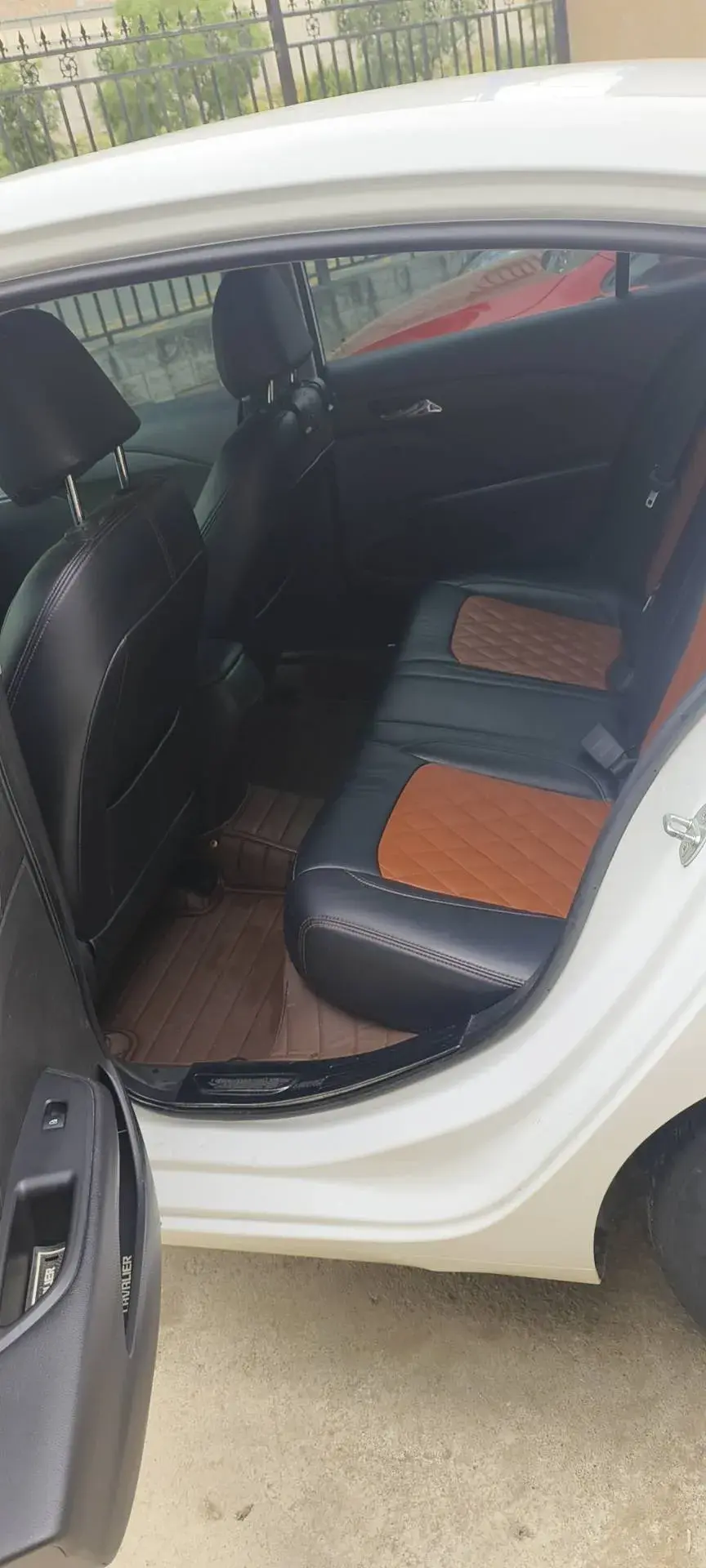 2019 CHEVROLET CAVALIER thumbnail 4