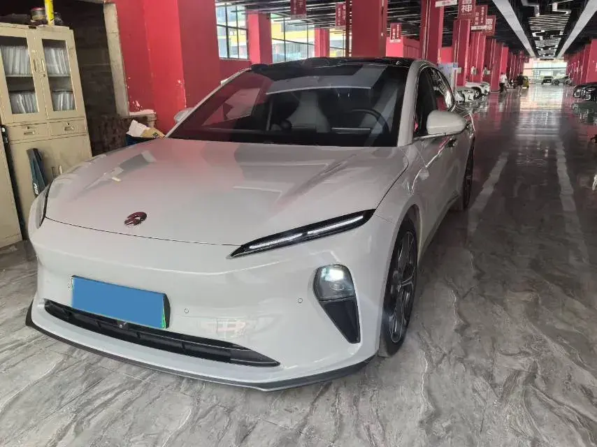 2024 NIO ET5T BEV 75KWH