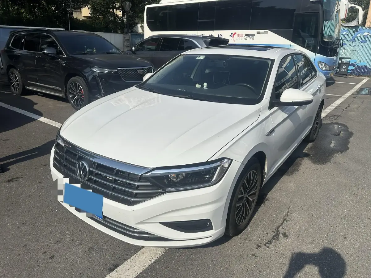 2021 Volkswagen Sagitar 1.4T 150HP L4 7DCT