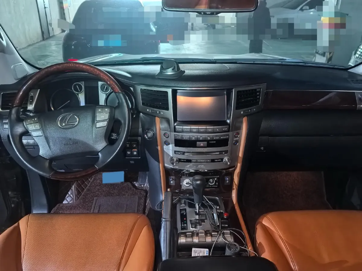 2012 Lexus LX 5.7L 367HP V8 6AT,autocango,china used car exporter,china ev exporter,chinese used car exporter,chinese used ev exporter