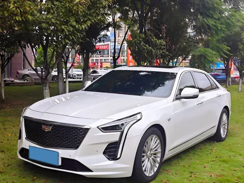 2022 Cadillac CT6 2.0T 237HP L4 10AT