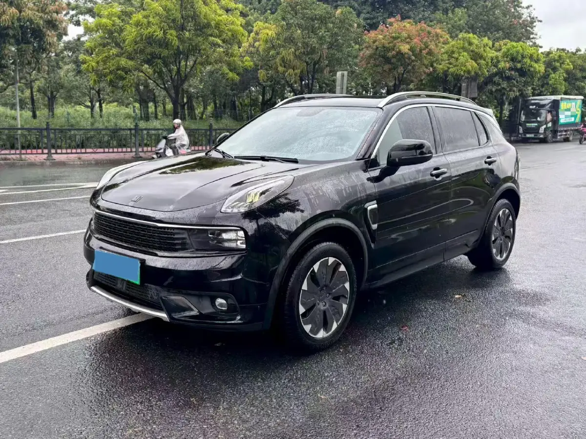 2018 LYNK&CO 01 EM-P 1.5T 180HP L3 7DCT PHEV 9.4KWH