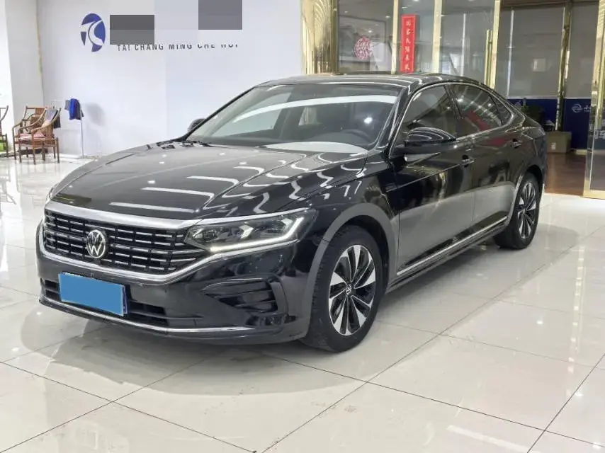2022 Volkswagen Passat 2.0T 186HP L4 7DCT