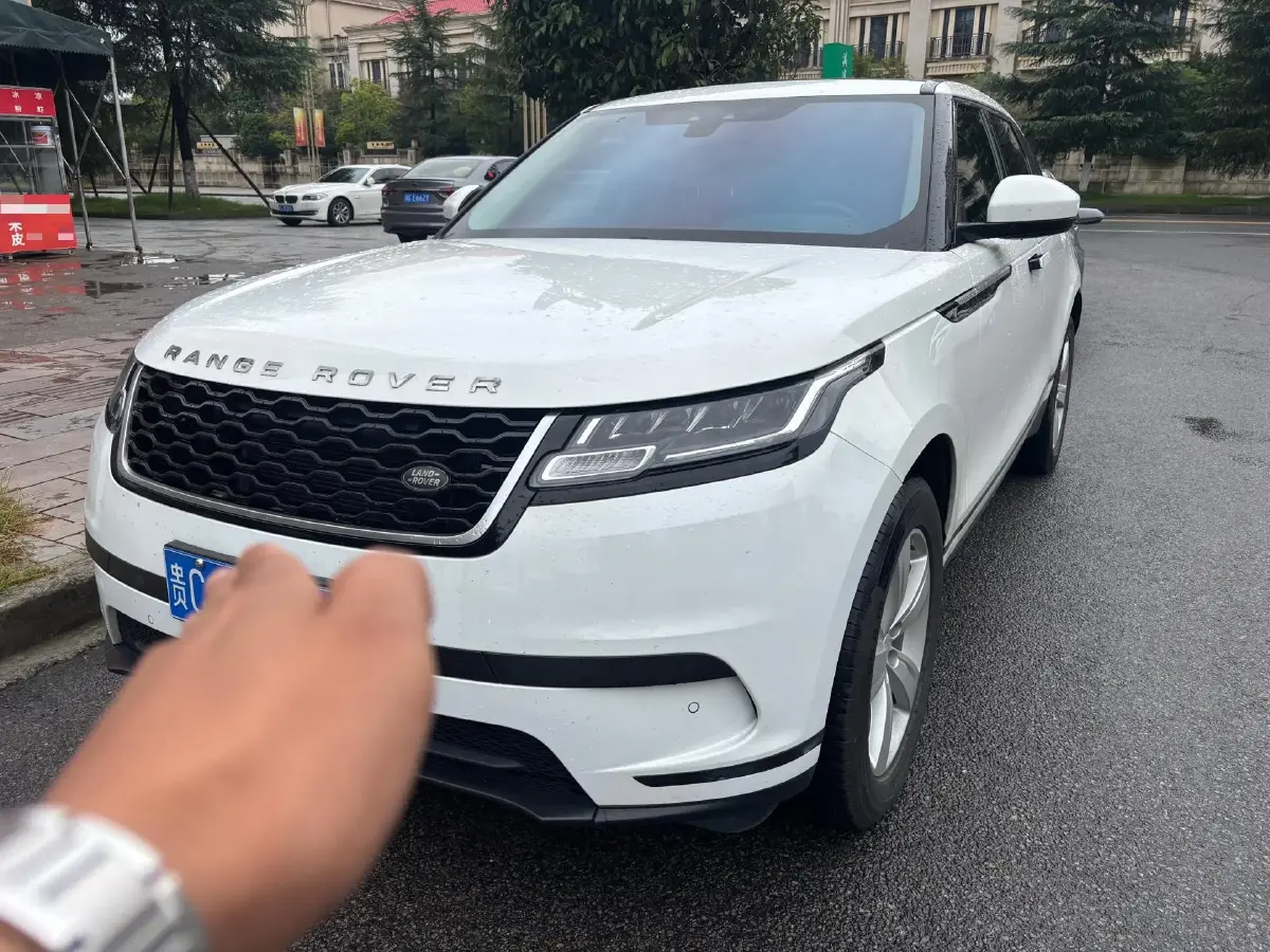2020 Land Rover Range Rover Velar 2.0T 250HP L4 8AT
