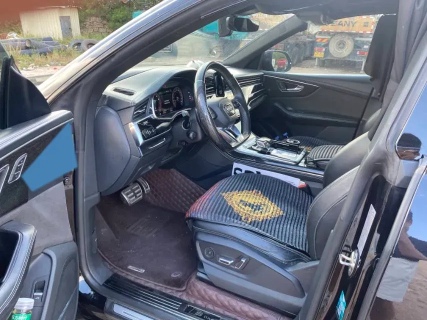 2021 Audi Q8 3.0T 340HP V6 8AT,autocango,china used car exporter,china ev exporter,chinese used car exporter,chinese used ev exporter
