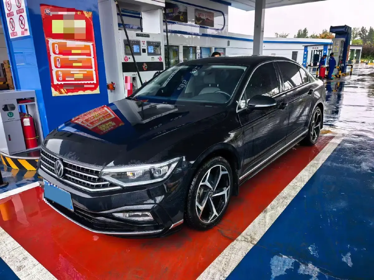 2023 Volkswagen Magotan 2.0T 186HP L4 7DCT