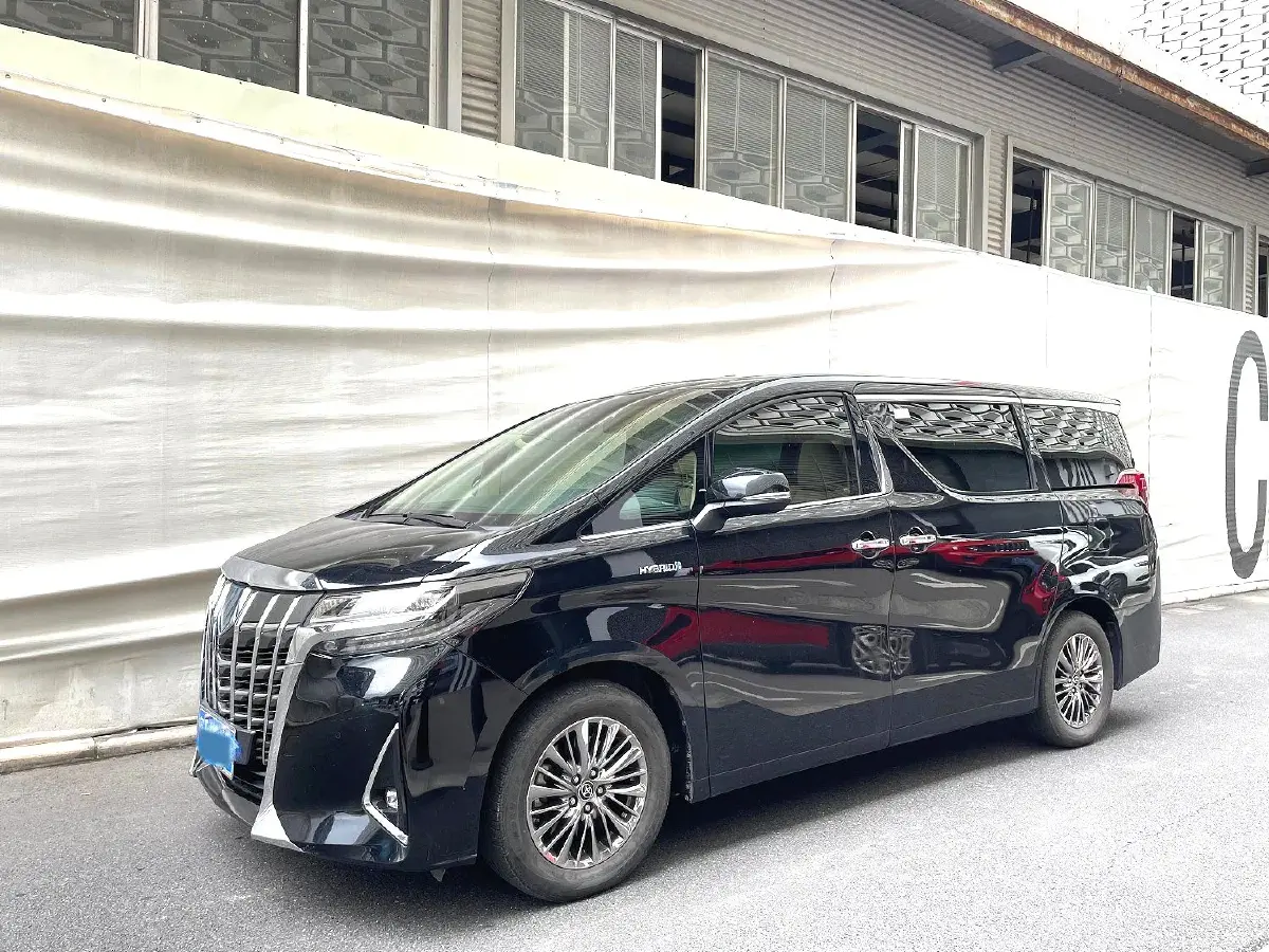 2020 Toyota Alphard 2.5L 117HP L4 E-CVT Hybrid