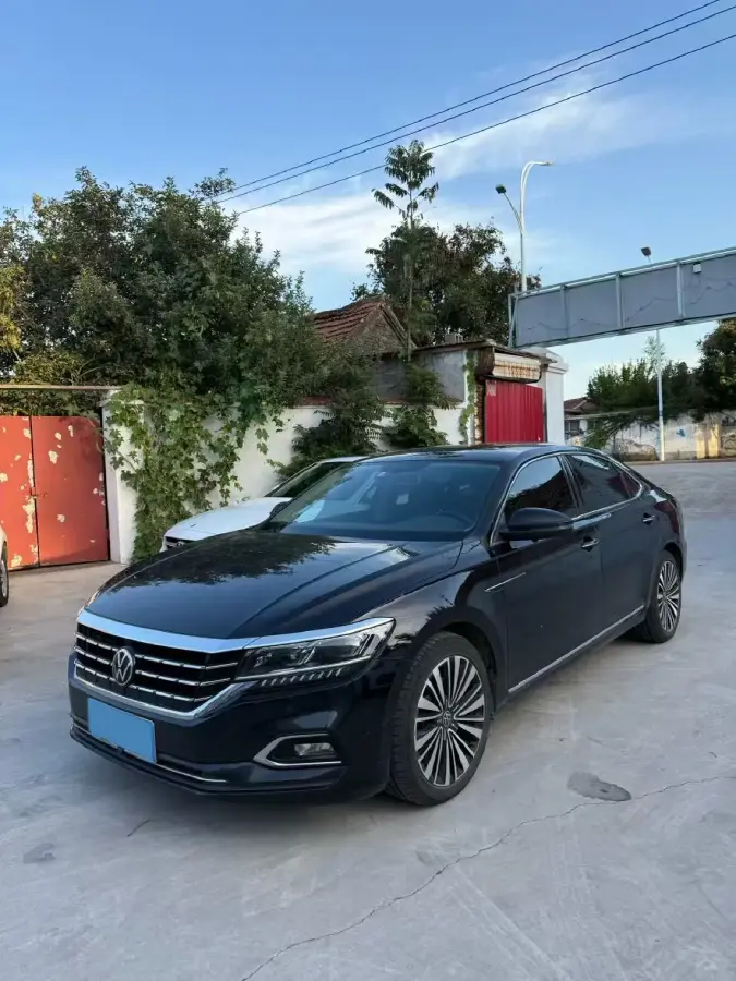 2020 Volkswagen Passat 2.0T 186HP L4 7DCT