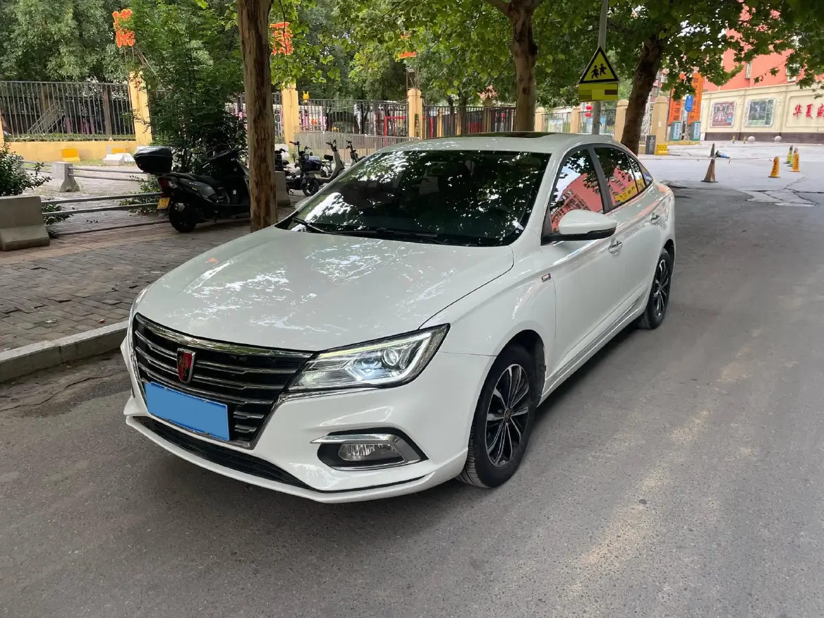 2020 Roewe i5 1.5L 120HP L4 5MT