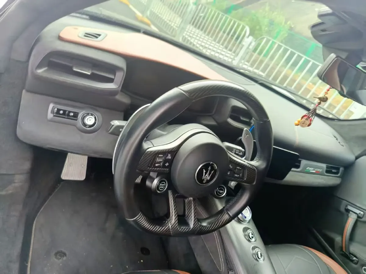 2020 Maserati MC20 3.0T 630HP V6 8DCT,autocango,china used car exporter,china ev exporter,chinese used car exporter,chinese used ev exporter