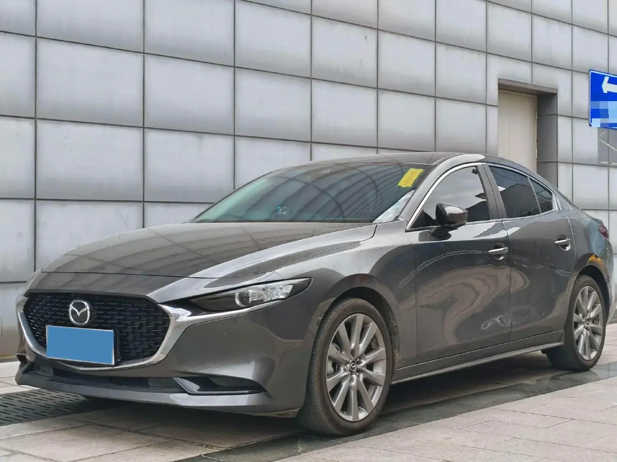 2022 Mazda 3 Axela 2.0L 158HP L4 6AT