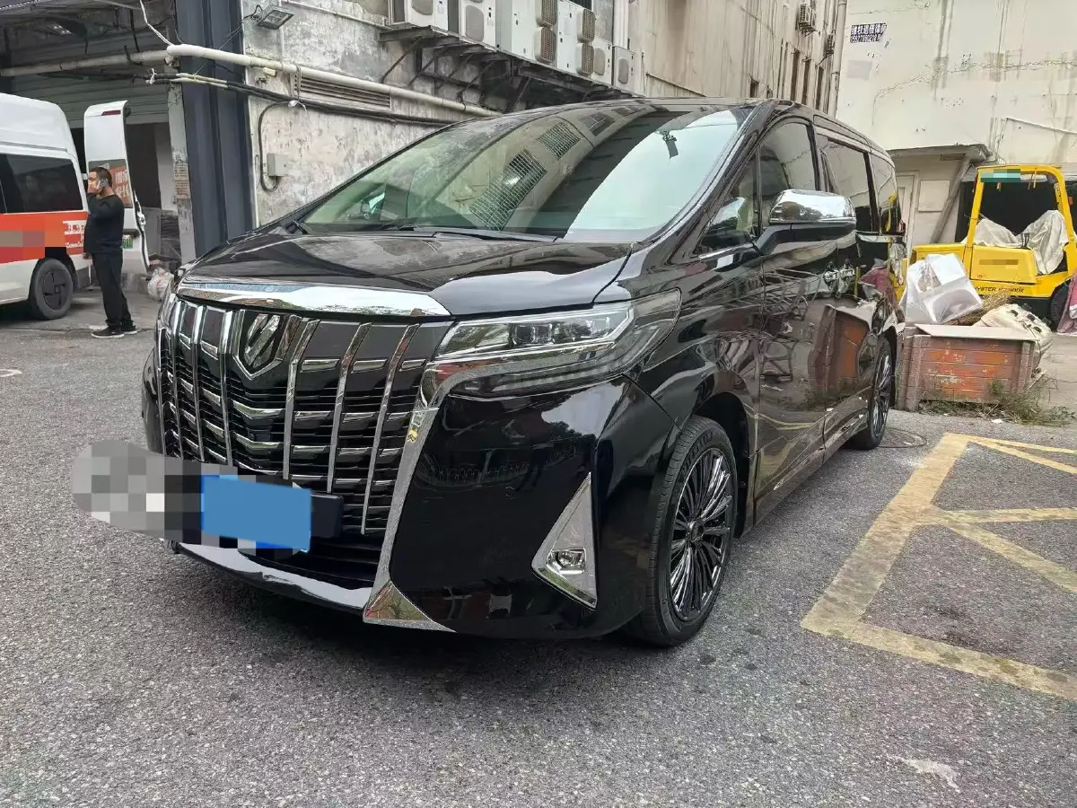 2018 Toyota Alphard 3.5L 275HP V6 6AT