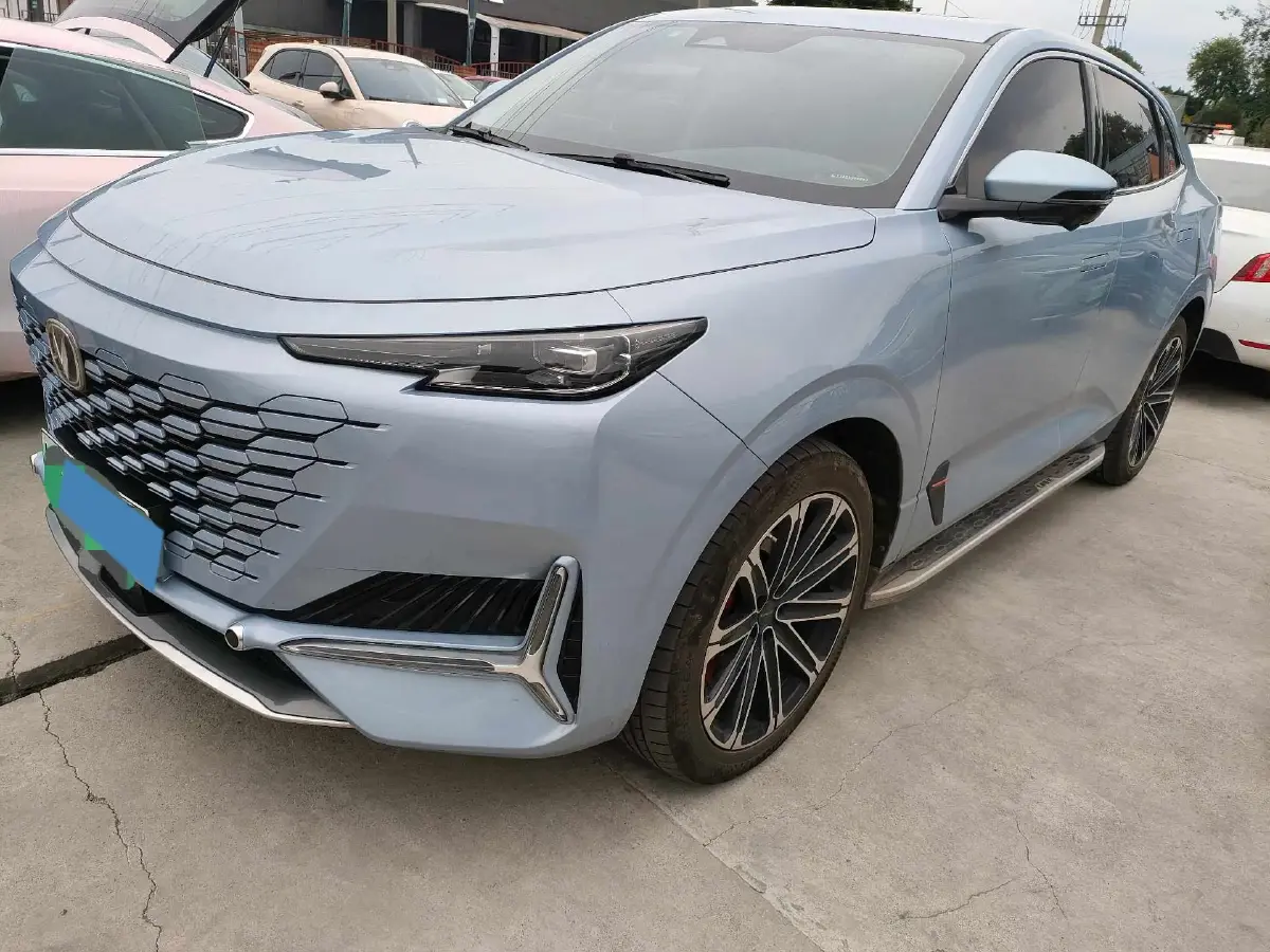 2022 ChangAn UNI-K iDD 1.5T 170HP L4 6TCT PHEV 30.74KWH