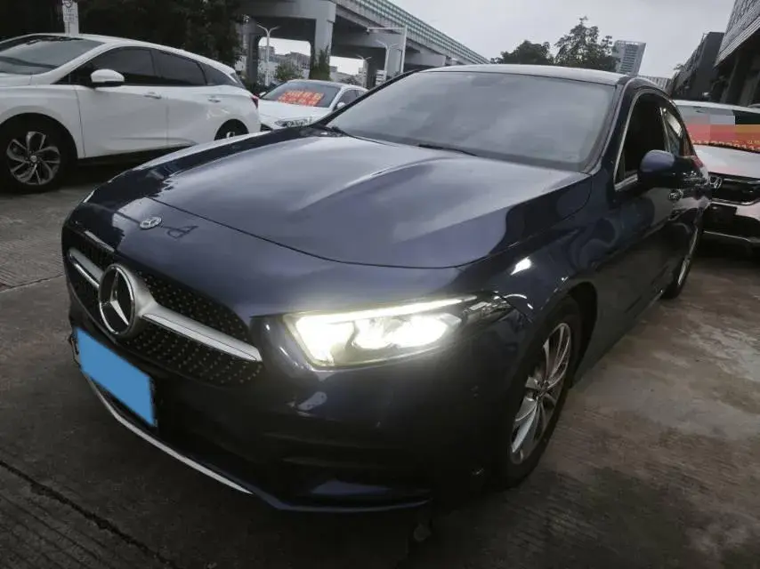 2020 Mercedes-Benz A Class 1.3T 163HP L4 7DCT
