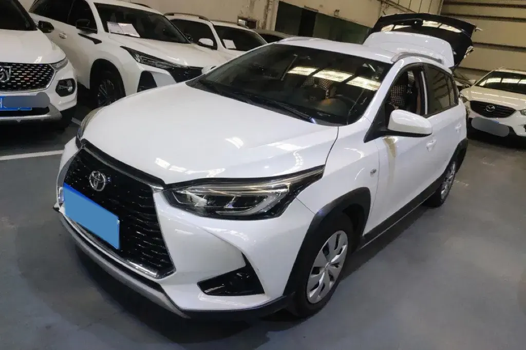 2022 Toyota Yaris L 1.5L 112HP L4 CVT