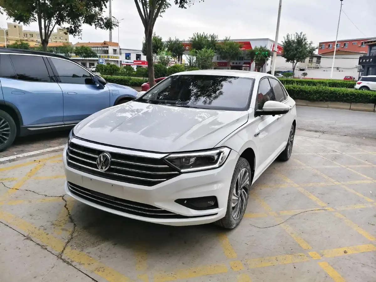 2021 Volkswagen Sagitar 1.4T 150HP L4 7DCT