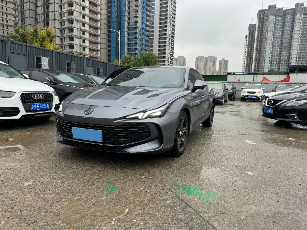 2025 MG 7 1.5T 188HP L4 7DCT