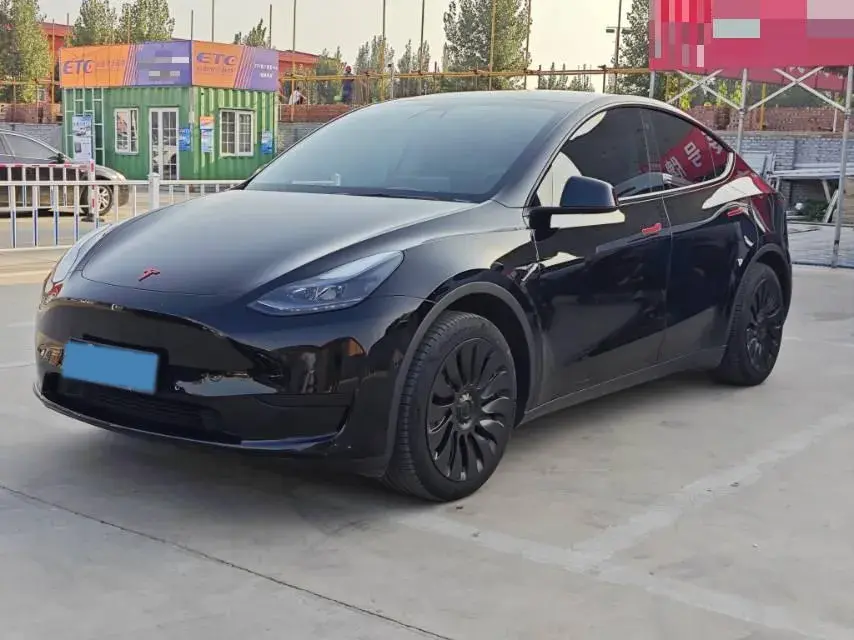 2022 Tesla Model Y BEV 60KWH