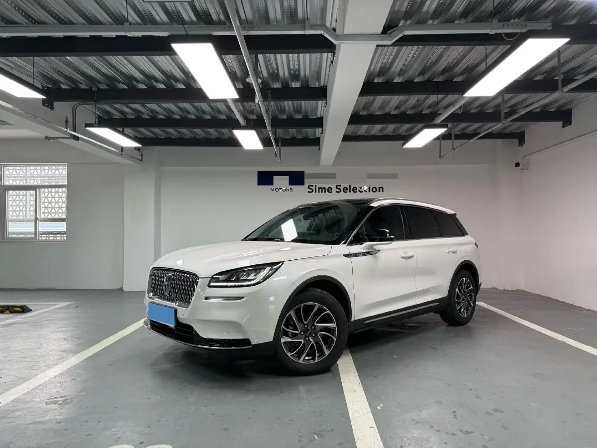 2022 Lincoln Corsair 2.0T 245HP L4 8AT