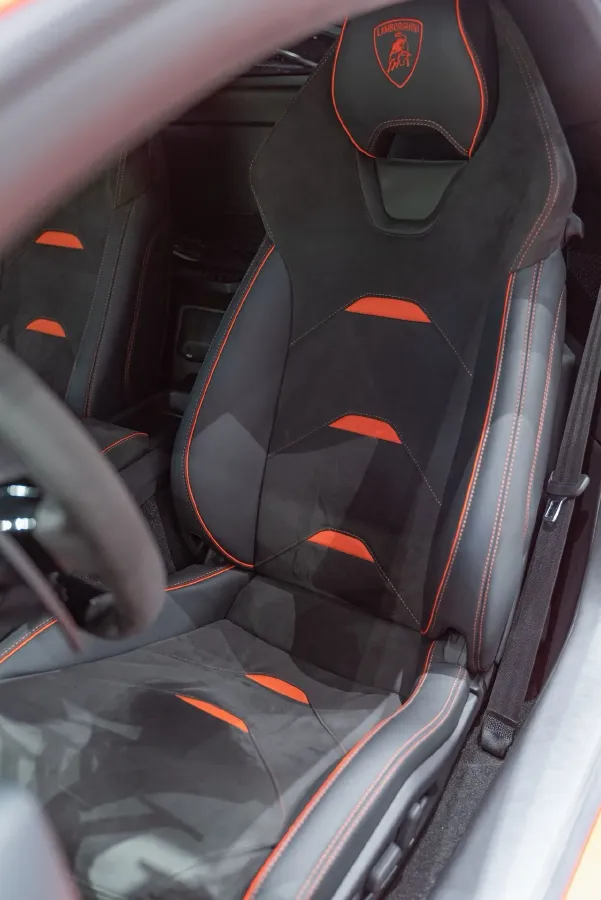 2020 Lamborghini Huracán 5.2L 611HP V10 7DCT,autocango,china used car exporter,china ev exporter,chinese used car exporter,chinese used ev exporter