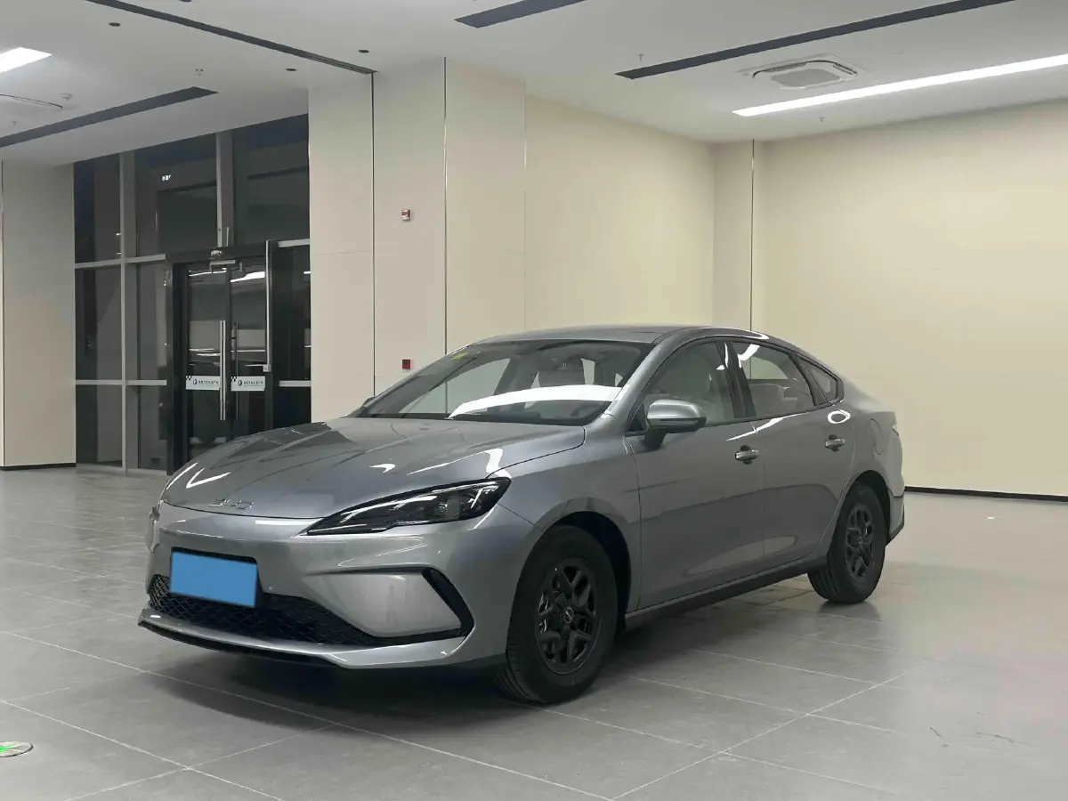 2025 BYD Seal05 DM-i 1.5L 101HP L4 E-CVT PHEV 7.68KWH