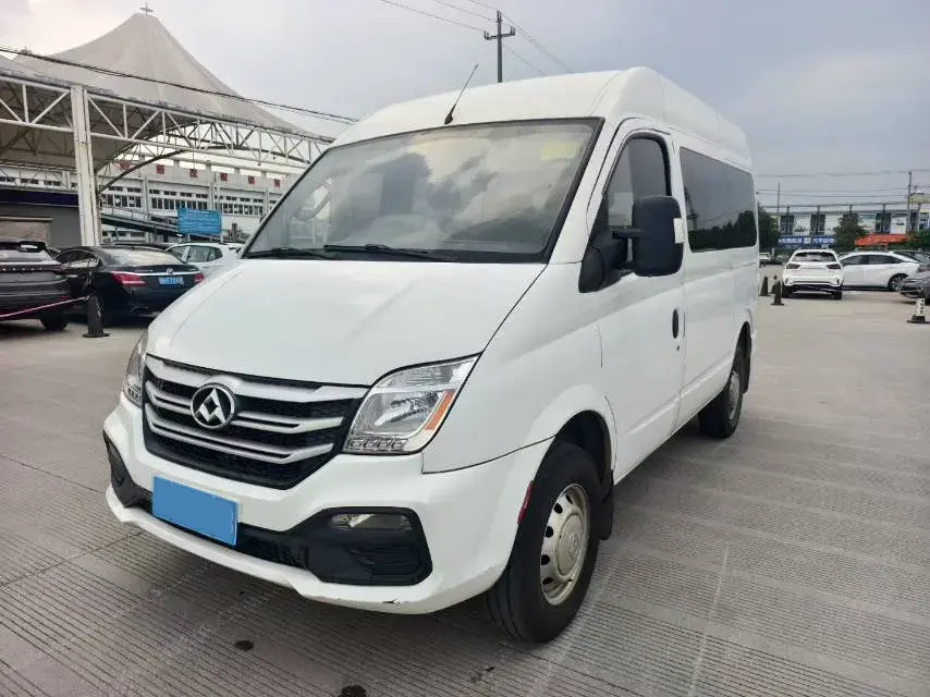 2019 MAXUS XinTu V80 2.5T 136HP L4 6MT