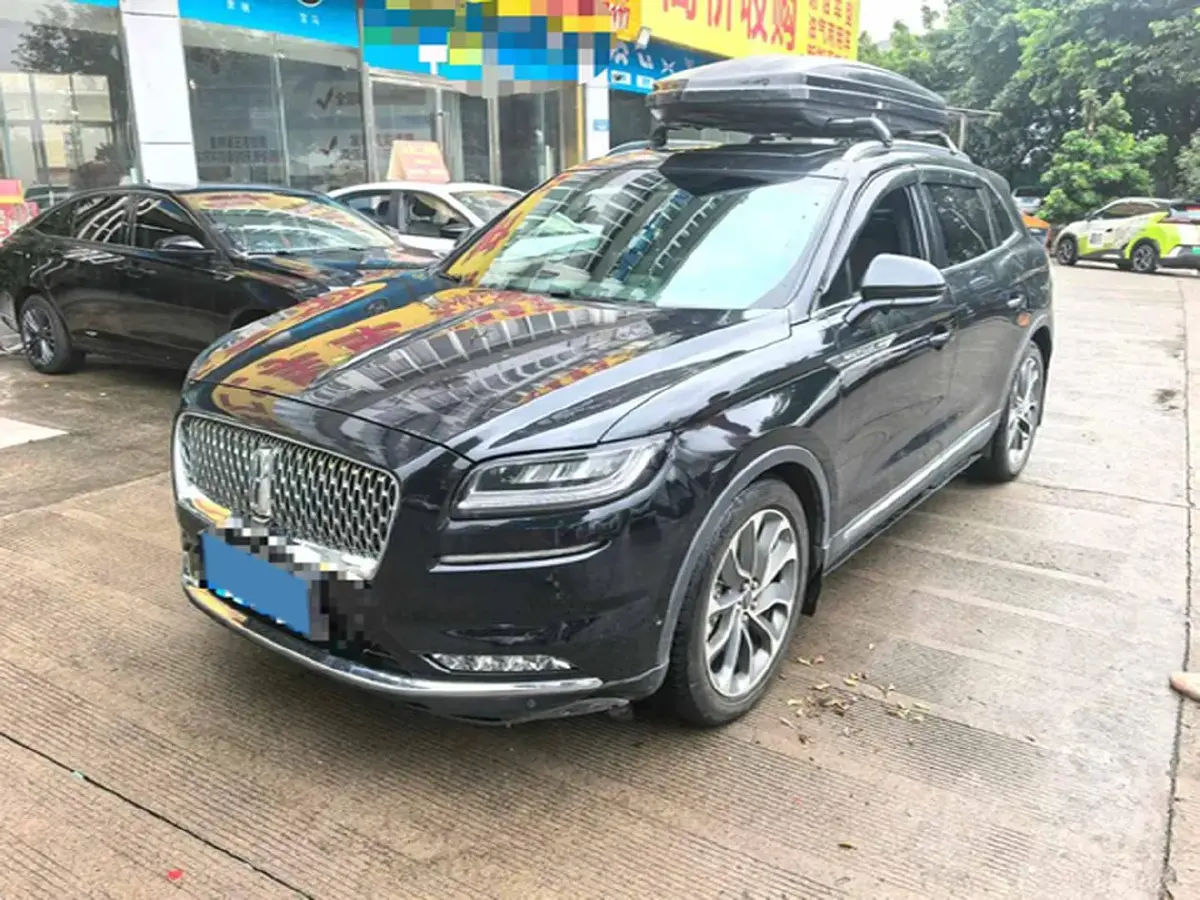 2021 Lincoln Nautilus 2.0T 245HP L4 8AT