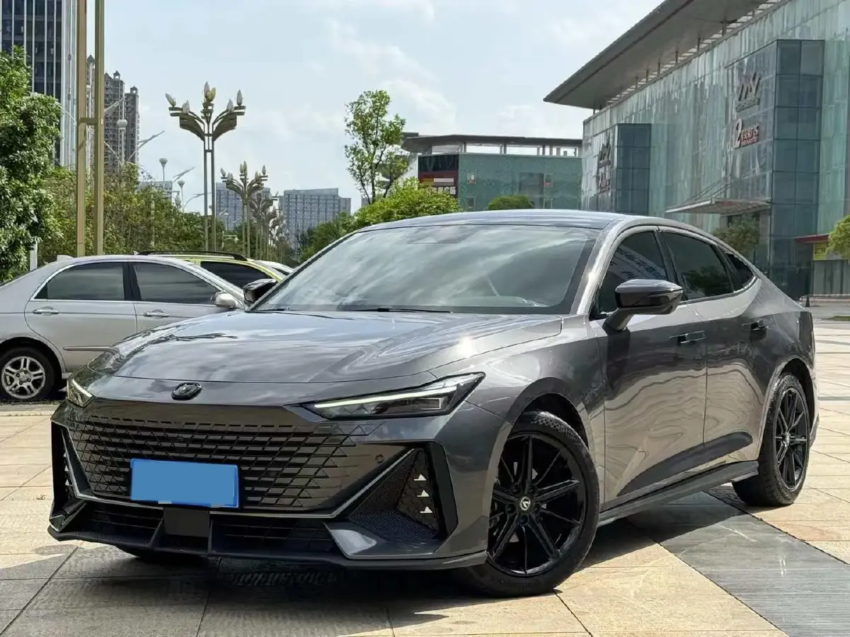 2024 ChangAn UNI-V 1.5T 188HP L4 7DCT