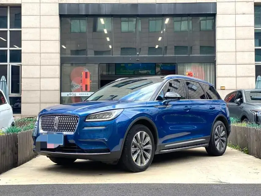 2022 Lincoln Corsair 2.0T 245HP L4 8AT