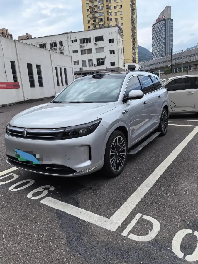 2024 AITO AITO M7 1.5T 152HP L4 REEV 42KWH