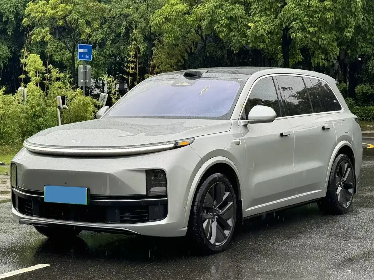 2022 Li L9 Range Extended 154HP REEV 42.6KWH