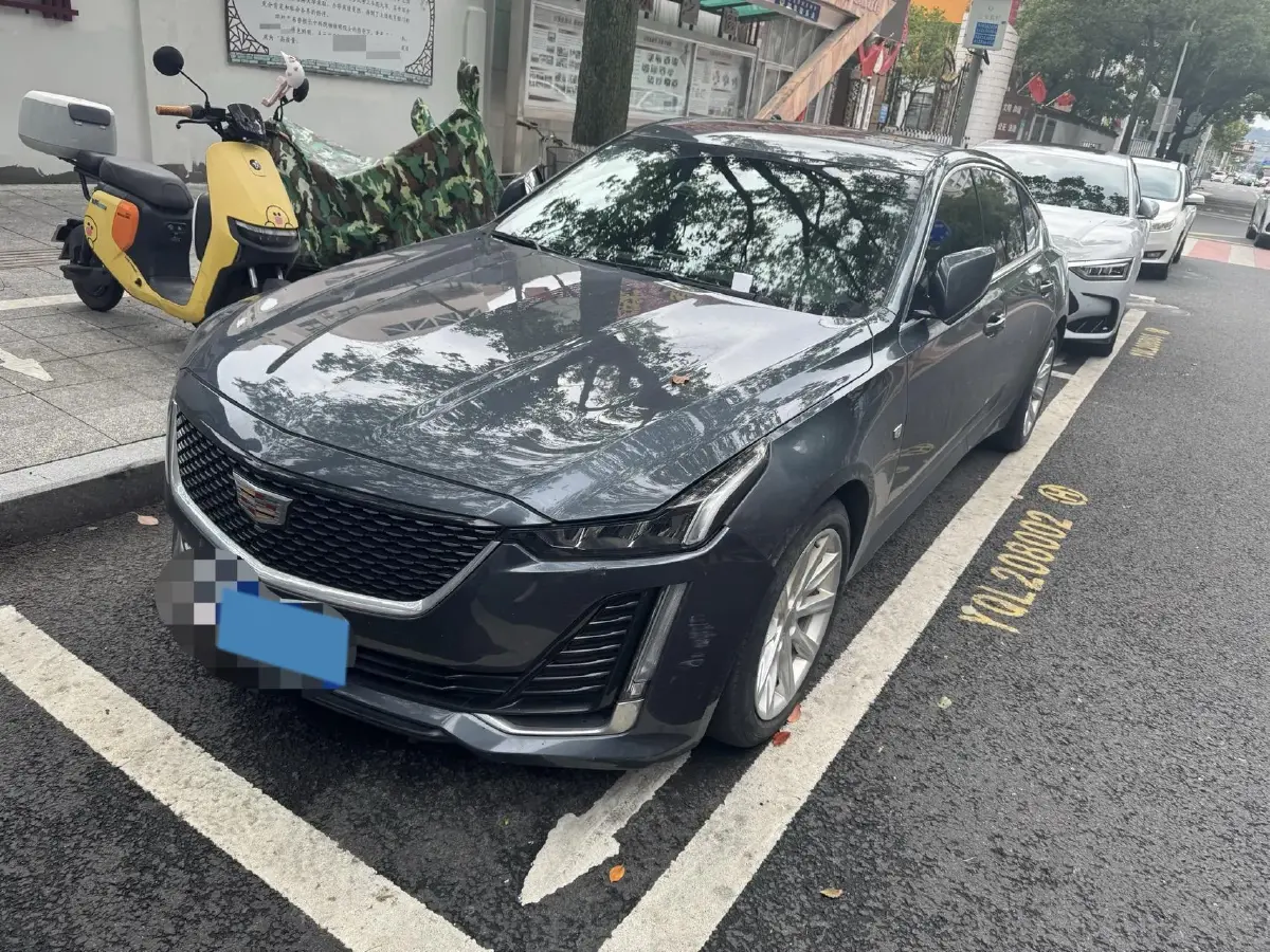 2020 Cadillac CT5 2.0T 237HP L4 10AT