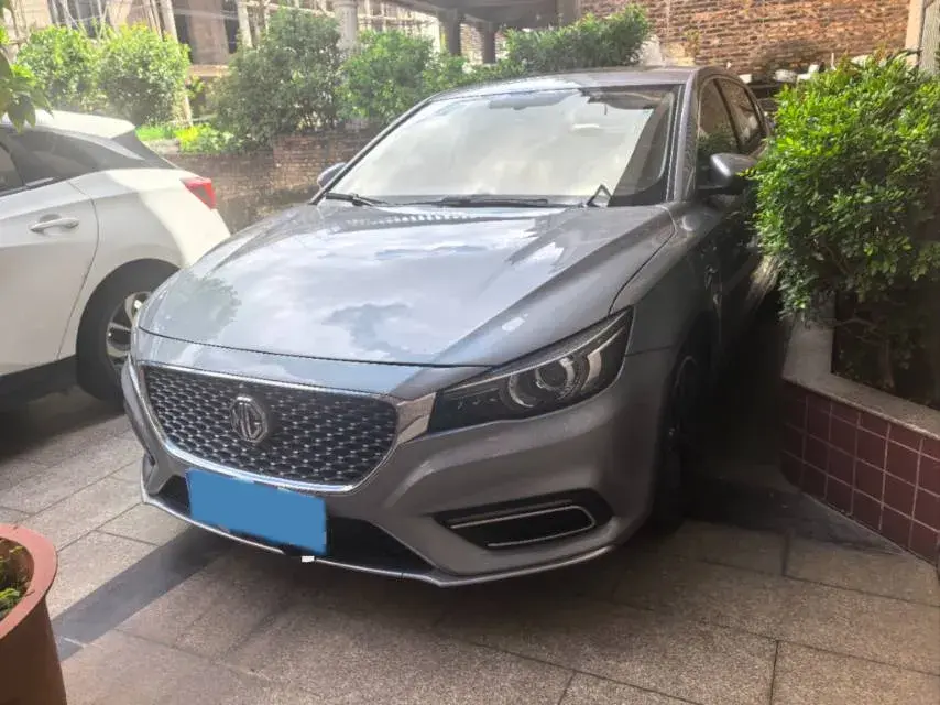 2018 MG MG6 1.5T 169HP L4 7DCT