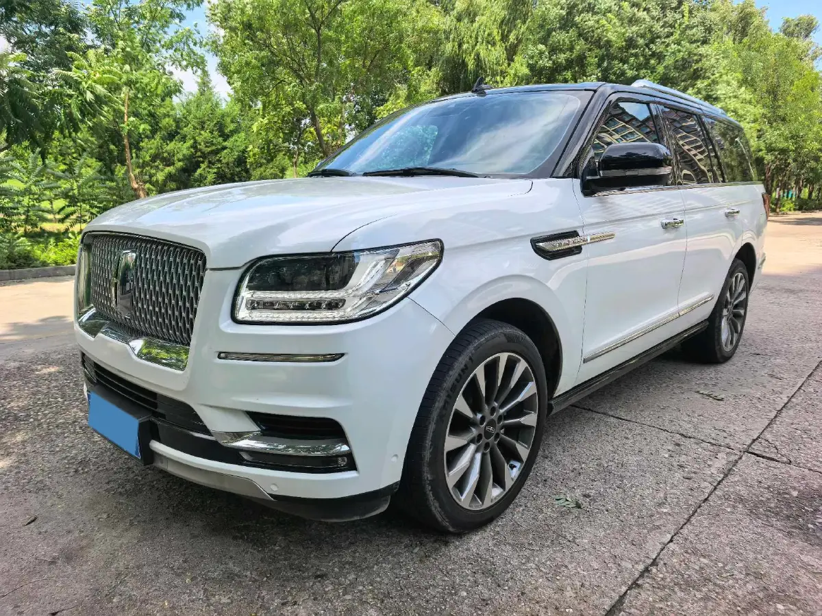 2019 Lincoln Navigator 3.5T 388HP V6 10AT