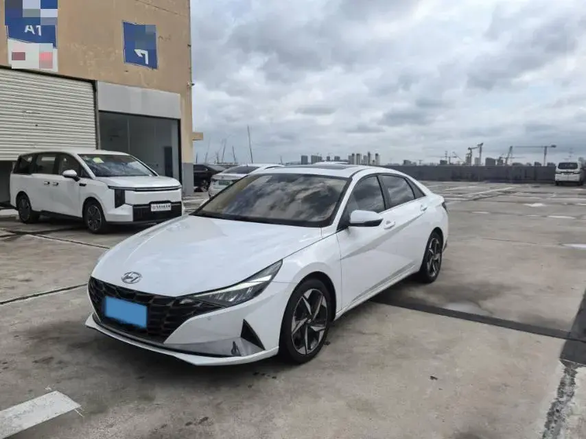 2021 Hyundai Elantra 1.5L 115HP L4 CVT