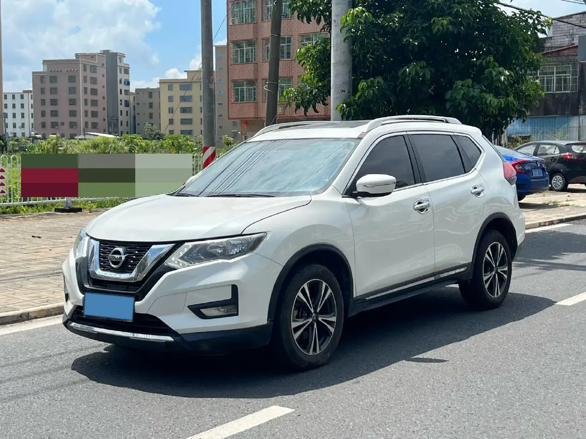 2020 Nissan X-Trail 2.5L 186HP L4 CVT