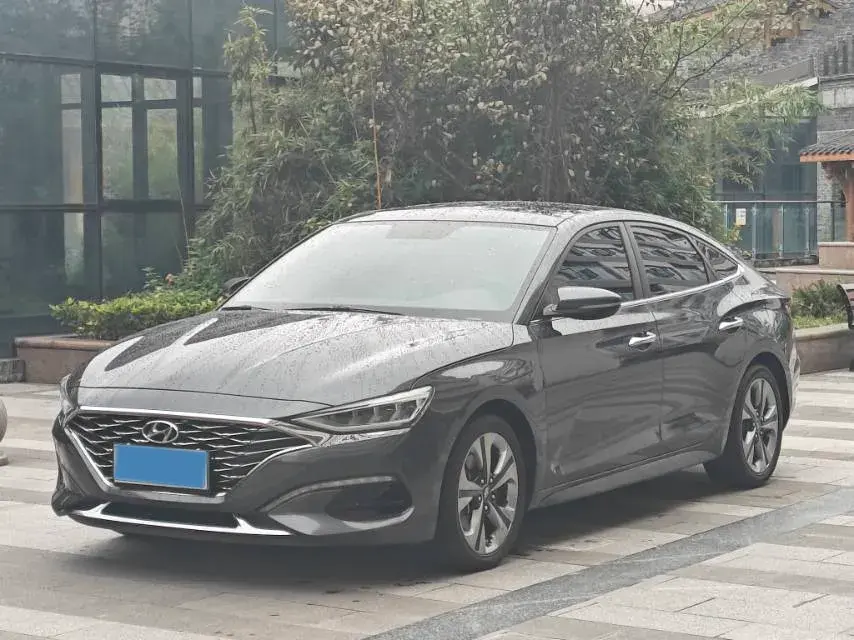 2019 Hyundai La Festa 1.6T 204HP L4 7DCT