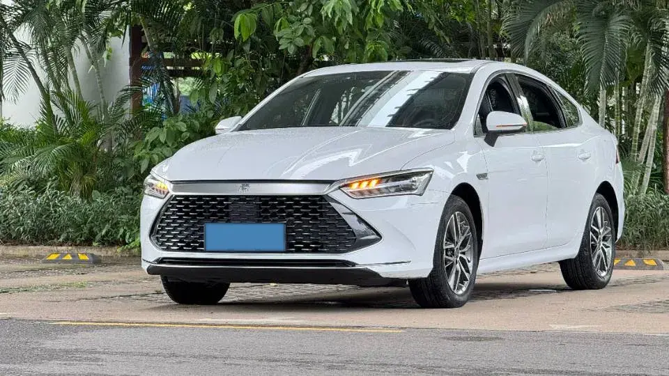 2021 BYD Qin Plus 1.5L 110HP L4 E-CVT PHEV 18.32KWH