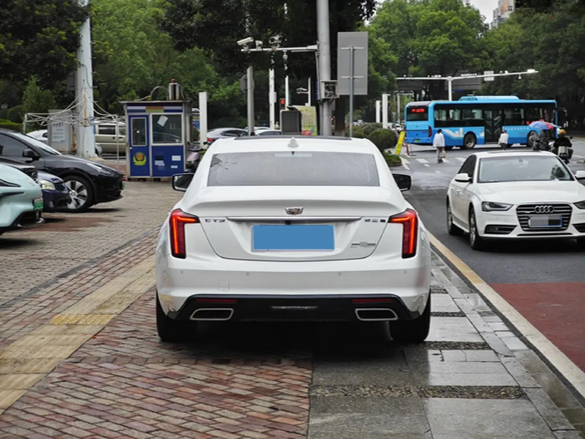 2022 Cadillac CT5 2.0T 237HP L4 10AT,autocango,china used car exporter,china ev exporter,chinese used car exporter,chinese used ev exporter