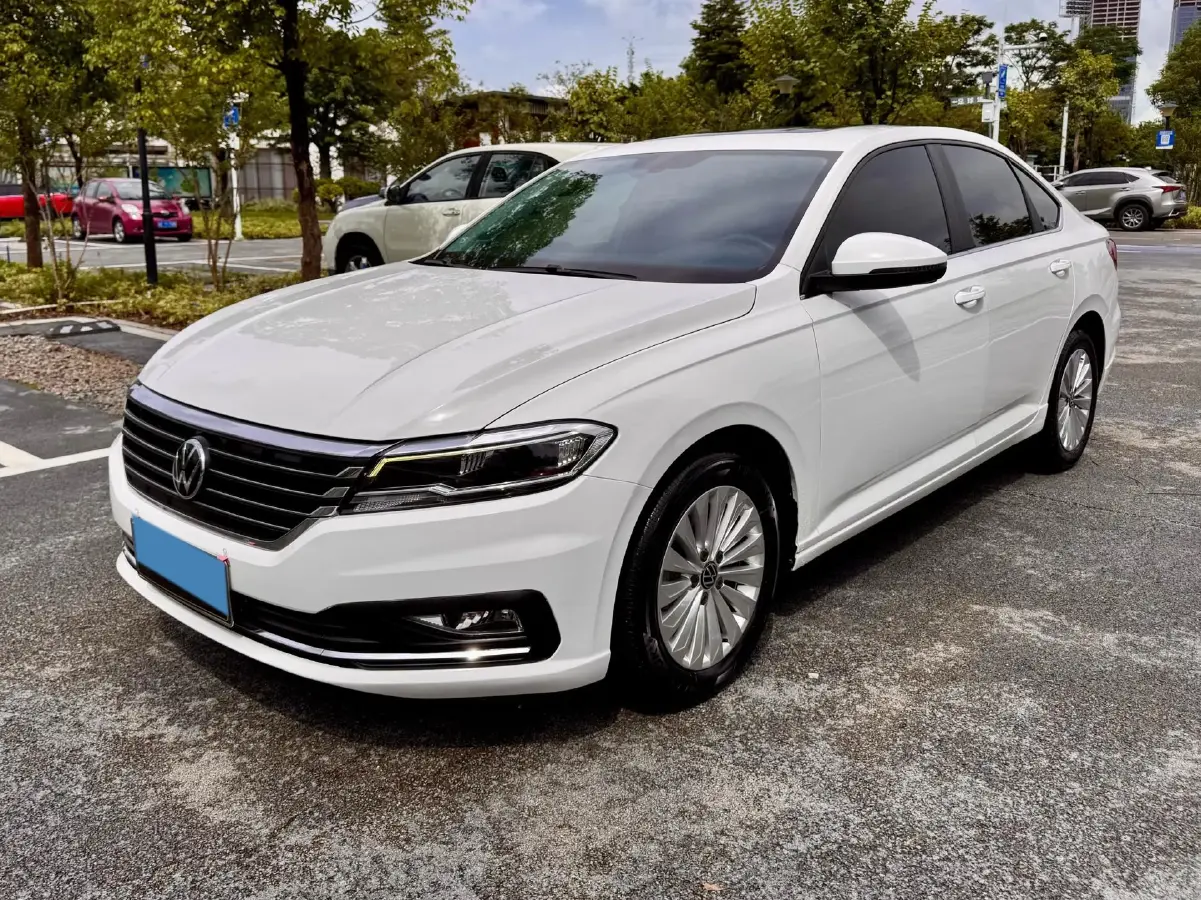 2022 Volkswagen Lavida 1.5L 113HP L4 6AT