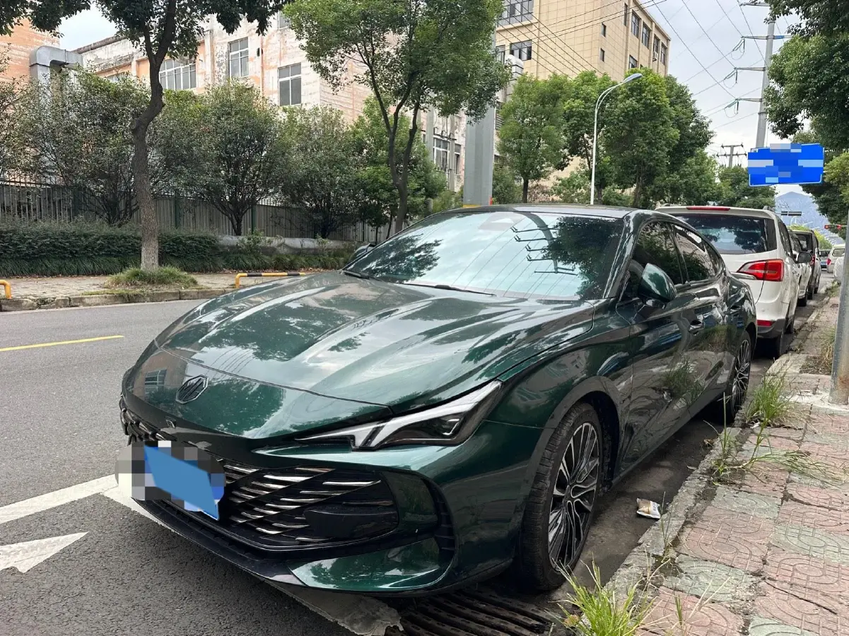 2023 MG 7 1.5T 188HP L4 7DCT