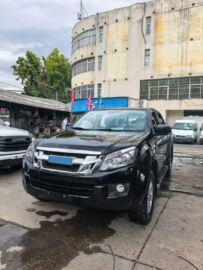 2020 Isuzu LingTuo 2.5T 150HP L4 6AT