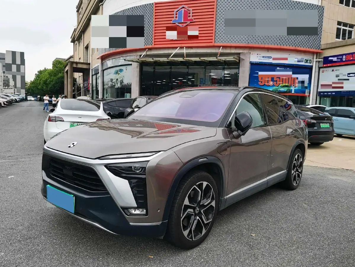2020 NIO ES8 BEV 70KWH