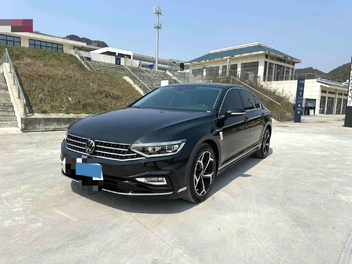 2023 Volkswagen Magotan 2.0T 186HP L4 7DCT