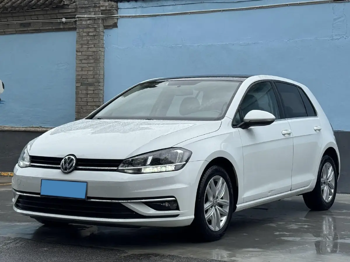 2018 Volkswagen Golf 1.6L 110HP L4 6AT