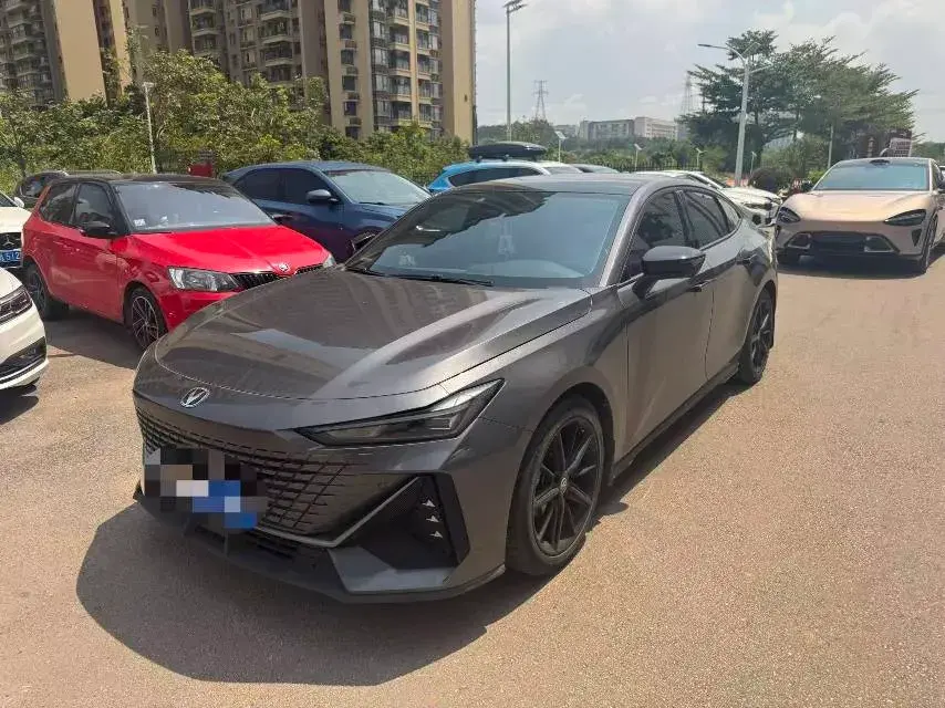 2022 ChangAn UNI-V 1.5T 188HP L4 7DCT