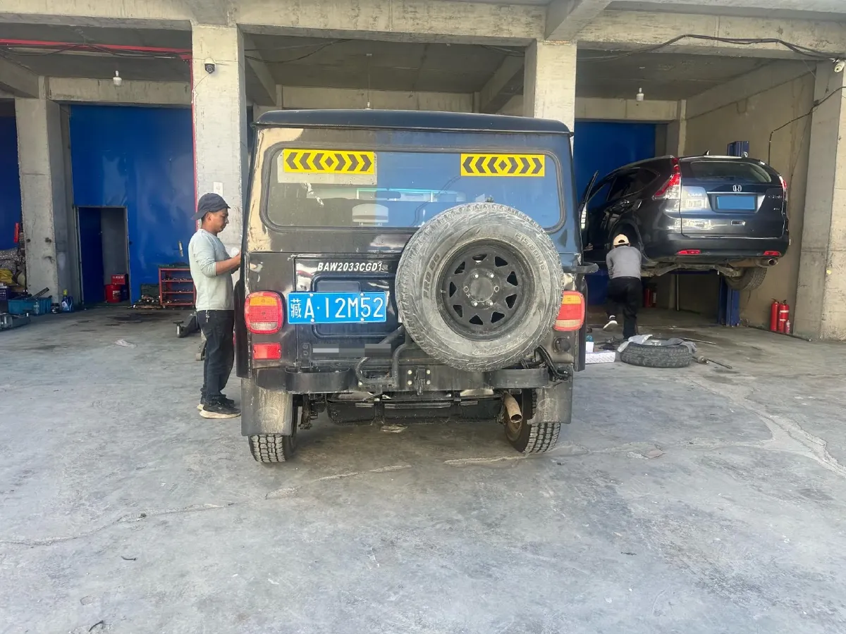 2021 BAW 212 2.4T 211HP L4 6MT,autocango,china used car exporter,china ev exporter,chinese used car exporter,chinese used ev exporter