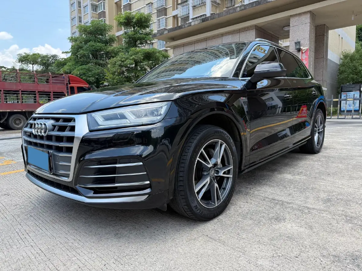 2020 Audi Q5L 2.0T 190HP L4 7DCT