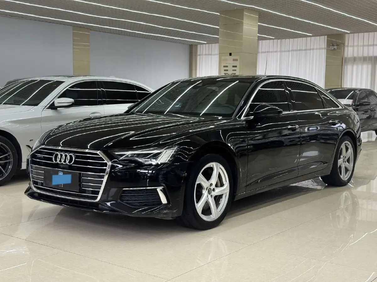 2021 Audi A6L 2.0T 224HP L4 7DCT